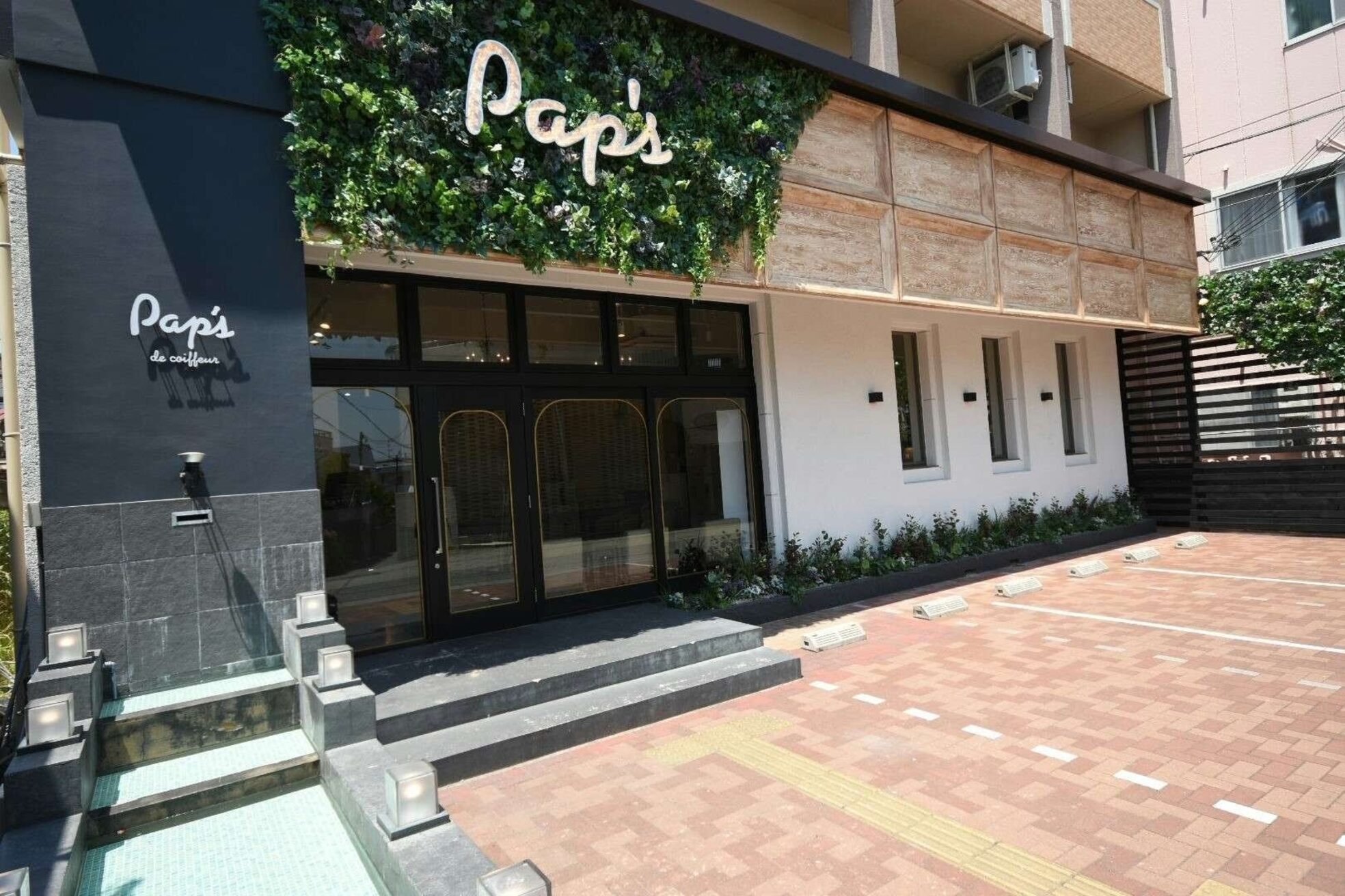 パプス ド コワフュール 宝塚南口(Pap's de coiffeur)1