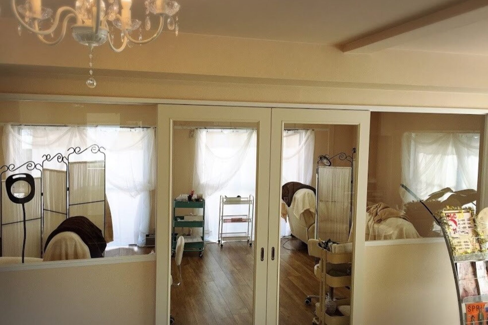 マツエクサロン ミック(Mic)1