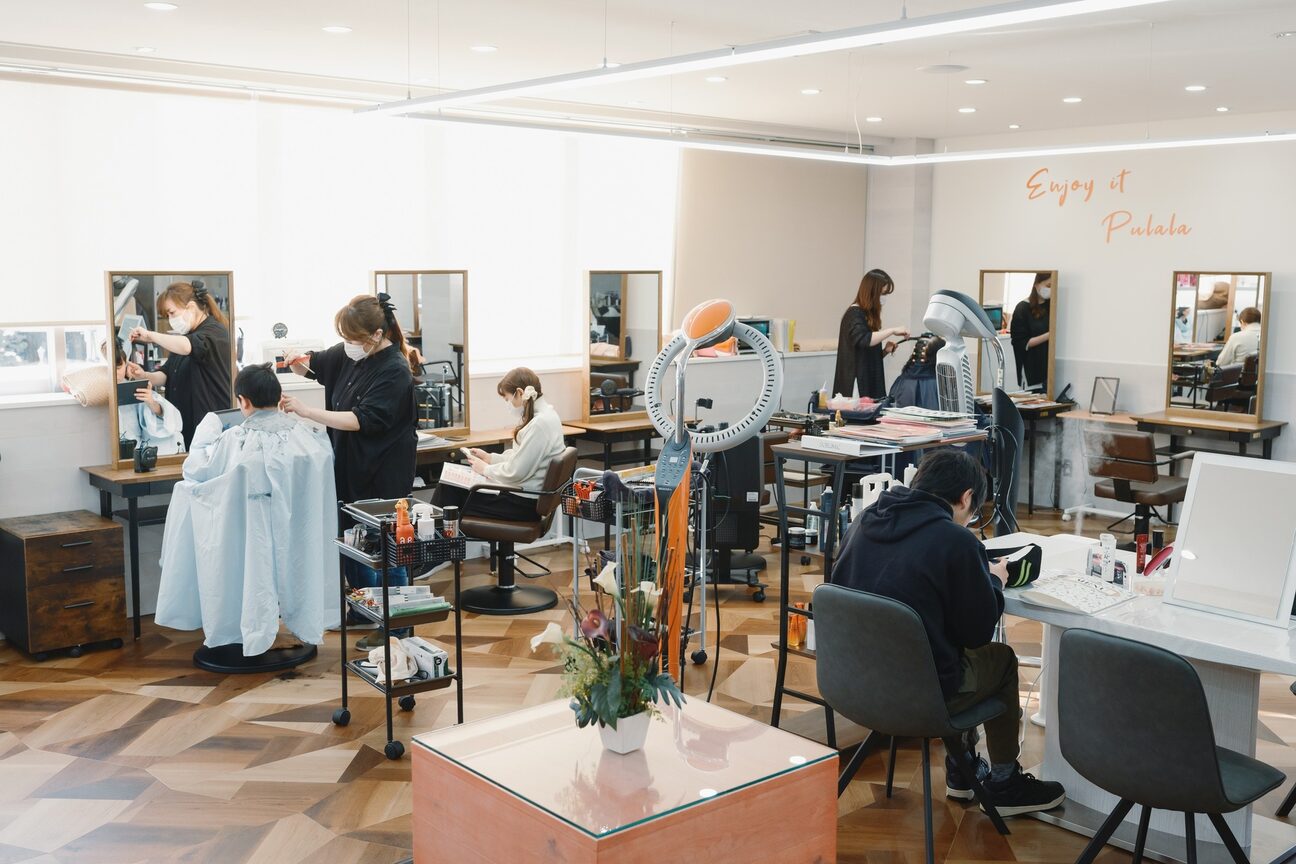 ヘアーアミューズプララ（アールアンドエム　株式会社）画像1