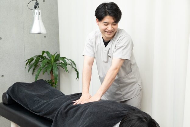 h&h八王子ユーロードの鍼灸整骨院 整体院3