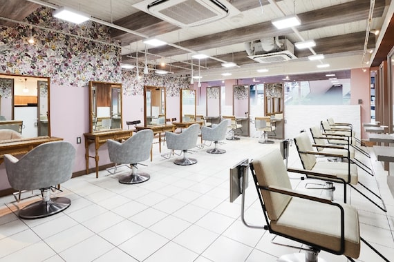 フィガロ デュデュ 新石切店(Figaro DOU DOU)