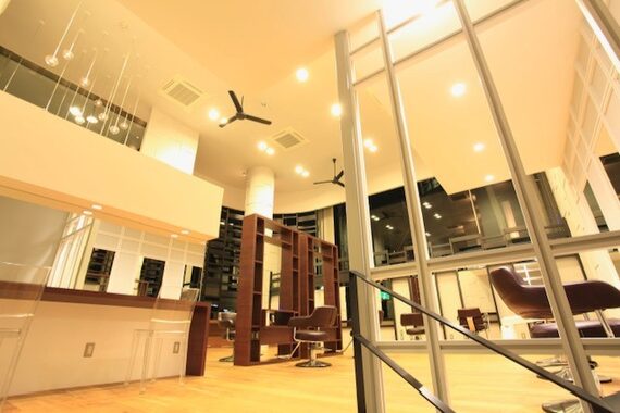 クリアーオブヘアー 一社店(clear OF HAIR)