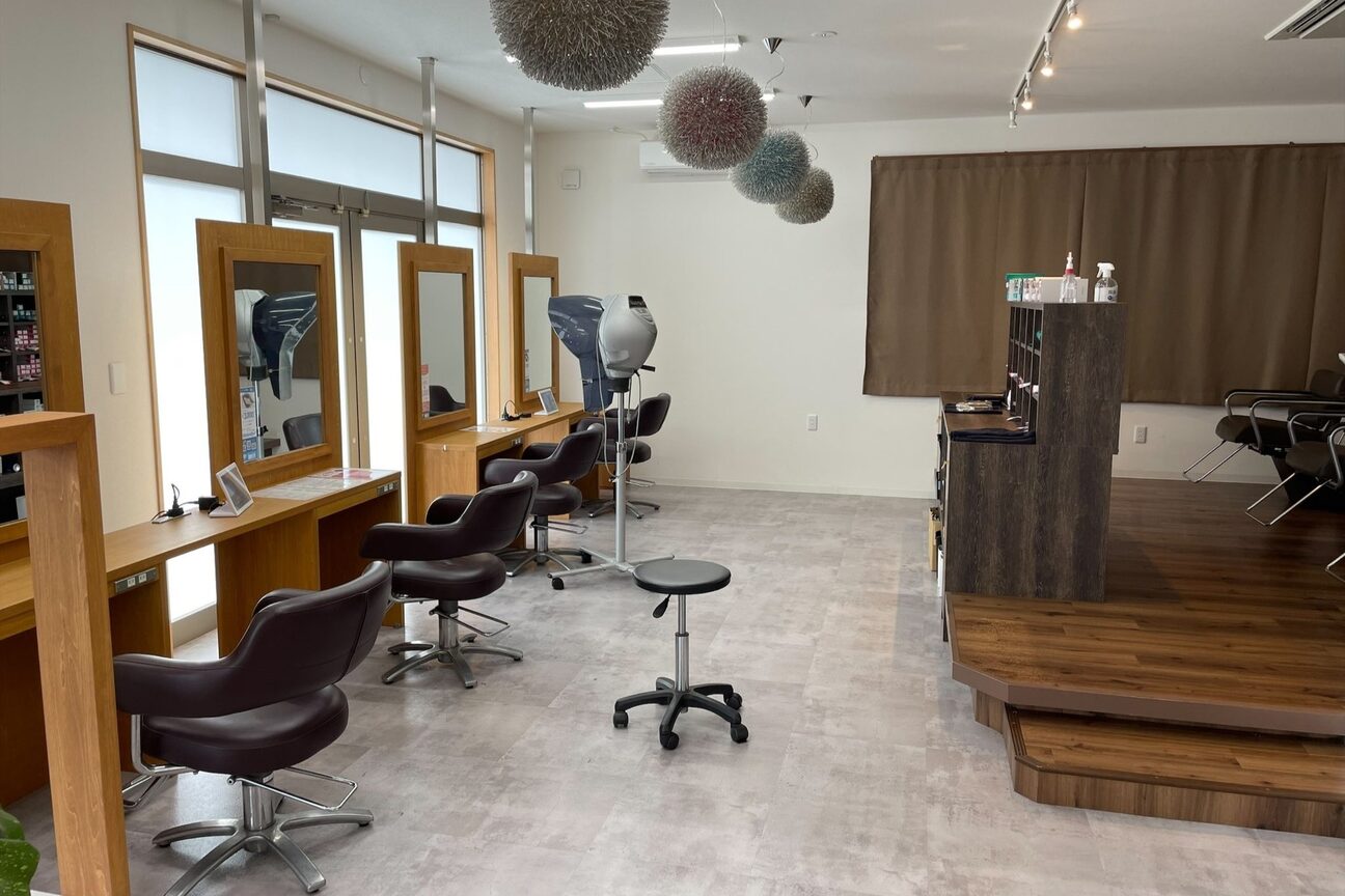 SALONS（株式会社　イーサロングループ）画像1