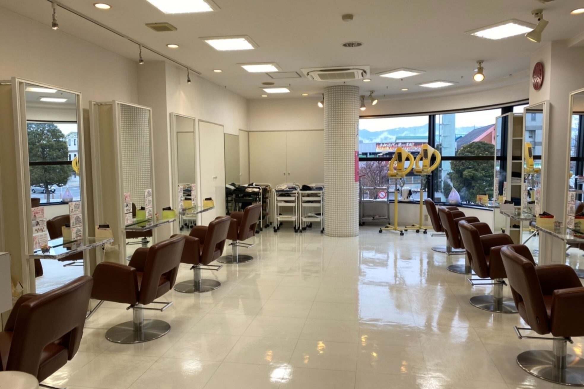 リファインド ギフト ヘアー ステージ(Refined gift HAIR STAGE)1