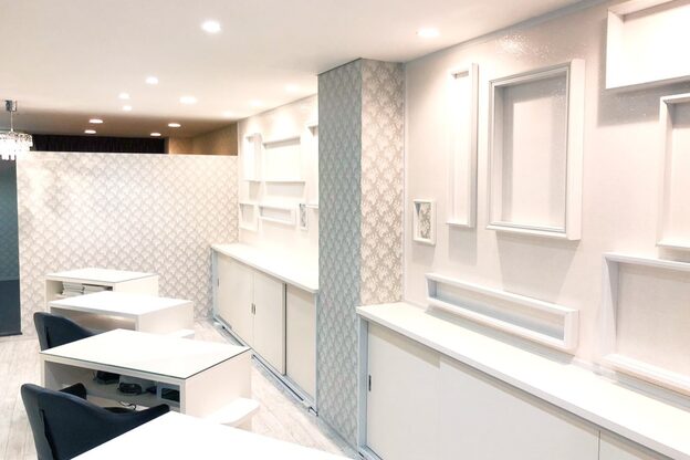 白べぇーっ 本店 湊町店1