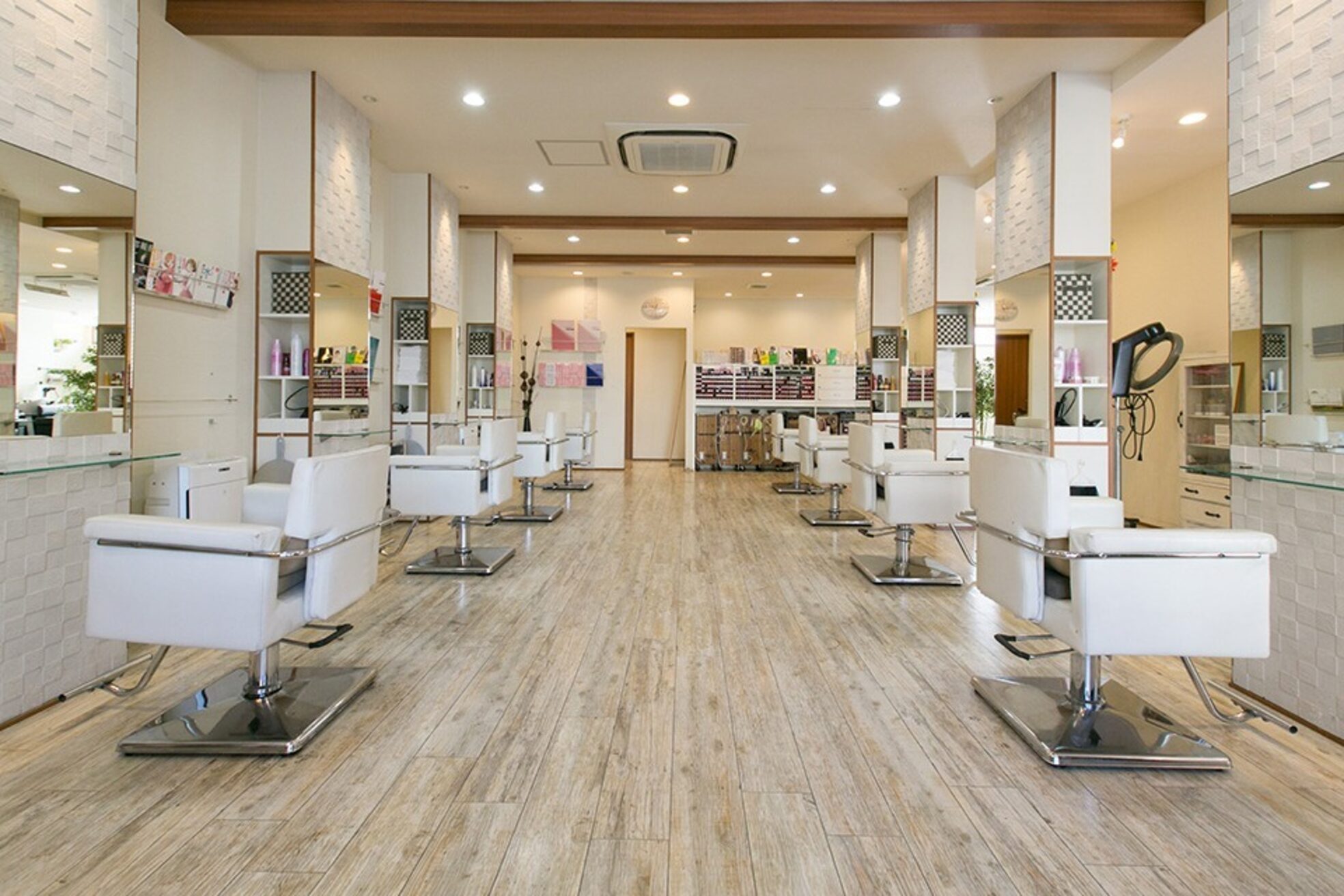 アーティスト サロン ショウ(artist salon SHOW)1