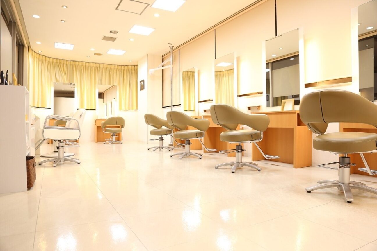 【PLAZA HAIR】（株式会社　ヤマノホールディングス）画像2