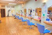 プラザ ヘア ポートタウン西店(PLAZA HAIR)