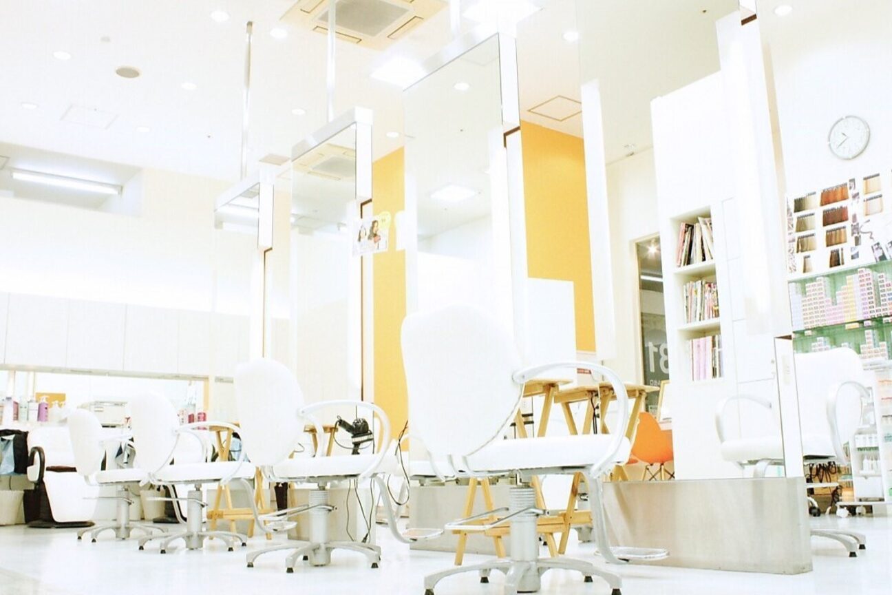 【PLAZA HAIR】（株式会社　ヤマノホールディングス）画像1