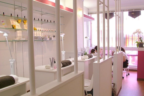 ネイルサロン アウリノ 大宮店(AULINO)